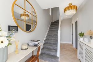 Maison Hammoud, Luxury Rooms in Wembley