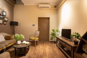 The Attic De Luna Hoan Kiem Old Quarter Hanoi