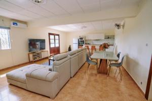 Villa SAIDIA climatisée avec PISCINE