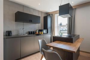 Torquay Gem Stylish 1-Bed Walk to Harbour &Beach