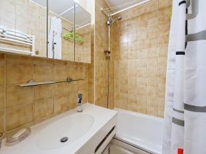 Mermy MYB10 TELECABINE & NATURE 4 Pers