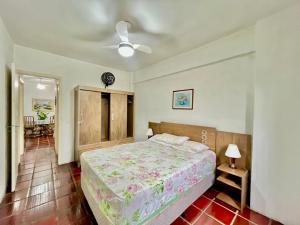 2 quadras praia pitangueiras apto da malu