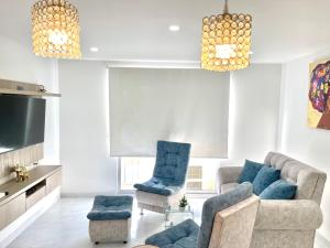 Loft Moderno con aire , con piscina T12