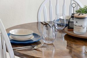 Pondside Paradise Retreat