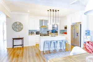 Fourways Home, Away From Home