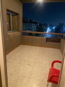 Elegant 2BR Apartment, Prime Location