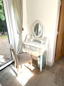 The Stables, a delightful 3 bed house near the Norfolk Broads