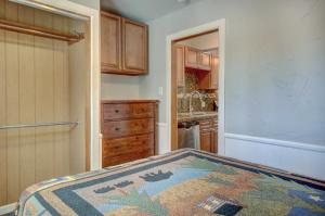 Park Meadows 2C by Ski Country Resorts