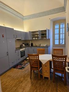 Wonderful apartment in the historic center