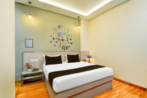 Hotel O Palm Inn Durgapura Railway Station