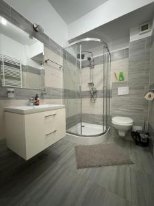 Q Central Palas Mall