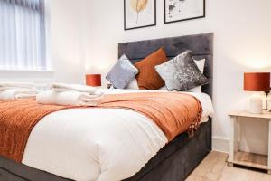 The Wycombe Pad - 2BR Ground Floor Apt with A Private Entrance & Free Secure Underground Parking