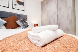 The Wycombe Pad - 2BR Ground Floor Apt with A Private Entrance & Free Secure Underground Parking