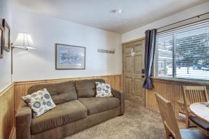 Park Meadows 2B by Ski Country Resorts