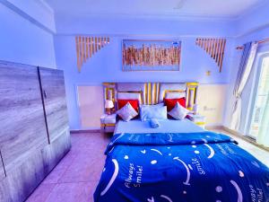 Brand New Luxurious Dreamview Beach Front Apartment