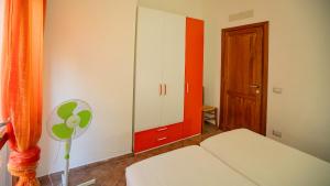 Li Chessi Arancio piscina pace e vista mare img21