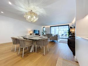 Acqua Beach by Atlantic Holiday