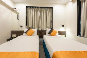 Itsy Hotels Bindra Elite