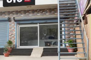 SPOT ON Hotel Sneh Mahal