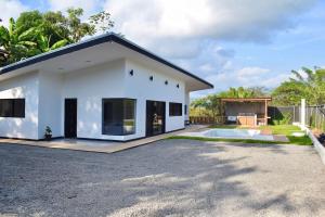 CASA CEA-Swimming Pool Rancho SantaTeresa Malpais