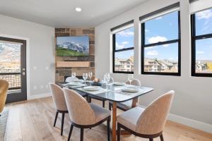 Mountain View Magic at Mayflower Lakeside by Park City Vacations