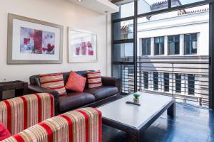 Heritage-Chic Apartment in Cape Town