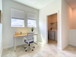 Luxury 3BR Vacay with 2 clubhouses & Waterpark