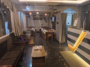 Hotel Tropical Inn near Downtown