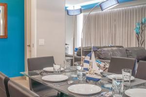 Marvelous 2 bedroom condo Encantame Towers Velero 102