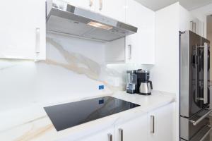 Sandy Paws 2 bedroom 2 bath Ocean Front Encantame Towers C1604