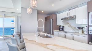 Spectacular Ocean View Condo Verano 2205 Encantame Towers