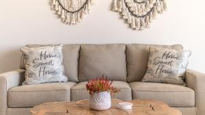 Luxurious 2 Bedroom Ground floor Condo W104