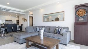 New and Amazing 2 bedroom Beach Front Encantame Velero-602