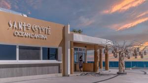 Amazing two bedroom beach front condo W405