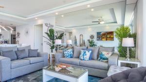 Lovely 2 bedroom condo Encantame Towers Velero 104