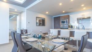 2 BDR Encantame Towers Viento 2004