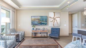 Panoramic water front deluxe condo Encantame Viento 605