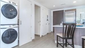 Lavish 1 bedroom Beach Front Condominium Encantame C-1403