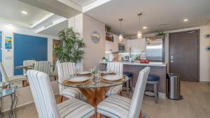 Sublime 1 bedroom condo Encantame Towers Verano 403