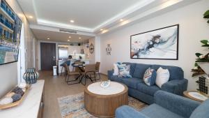 Modern Luxury, Beachfront, Ocean Views C1803 Encantame