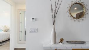 A Style Of Its Own 2 bedroom unit Encantame Viento 1202
