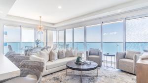 Encantame Towers Viento 1905