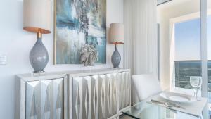 Encantame Towers Velero 2105