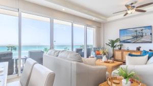 Unique condo by the beach at Encantame Towers C305
