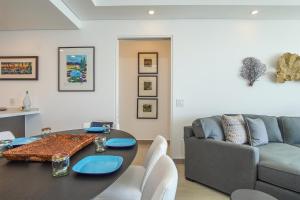 Sensational 2 bedroom condominium (Encantame Velero 1502)