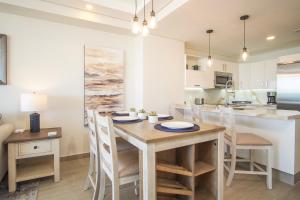 Sublime 1 bedroom condo Encantame Towers Verano 503