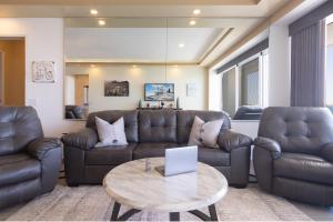 Splash in The New Lazy River and Sleep In Luxury Encantame Towers C 1204