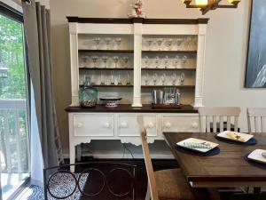 Cozy Mountain Song- Massanutten Mountain