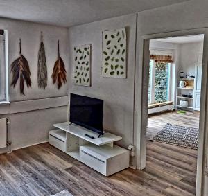 Stilvolles Studio mit Terrasse und Stellplatz