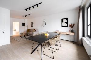 Inviting 5-Person Duplex in Vibrant Antwerp